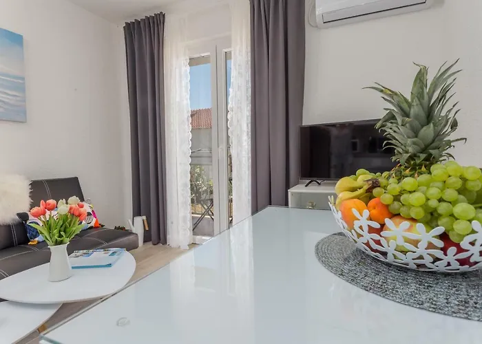 Lägenhet Marina Pavic 02