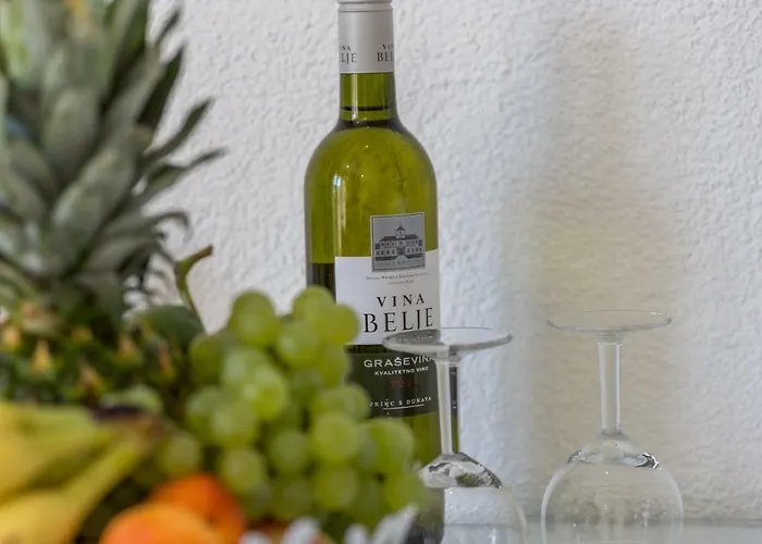 Апартаменты Marina Pavic 02 Хвар